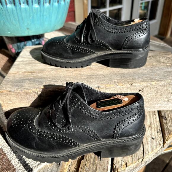 Black Leather Lace Up Derby Shoes Womens SZ 7 Chunky Lug Sole Witchy Whimsigoth - Picture 3 of 8